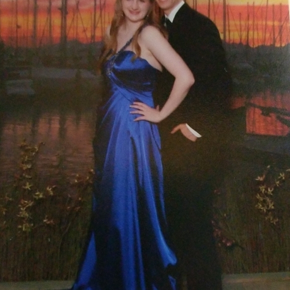 Custom Made Evening Gown - Picture 6 of 6